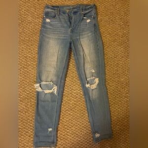 American eagle mom jeans
